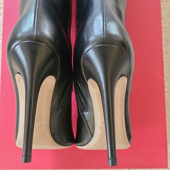 NWT Valentino Garavani Ruffle Knee Boot - Picture 11 of 16